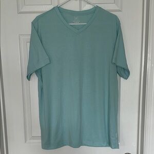George men’s mint green V- neck teeshirt